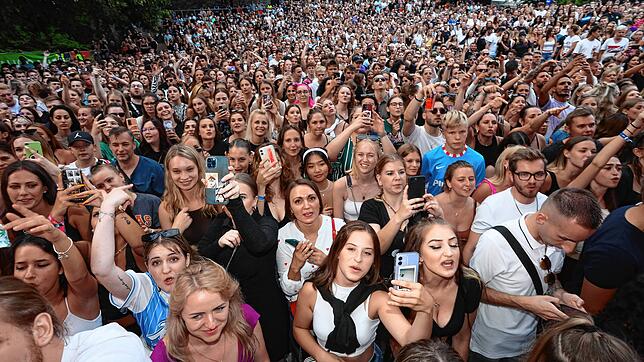 Bild 4: Die besten Bilder vom Bausa-Konzert auf dem Hohentwiel-Festival (Teil 1)