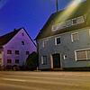 In der Meersburger Straße in Friedrichshafen-Fischbach ist es am späten Weihnachtsabend 2021 zu einer Gruppenschlägerei gekommen. Zwei ...