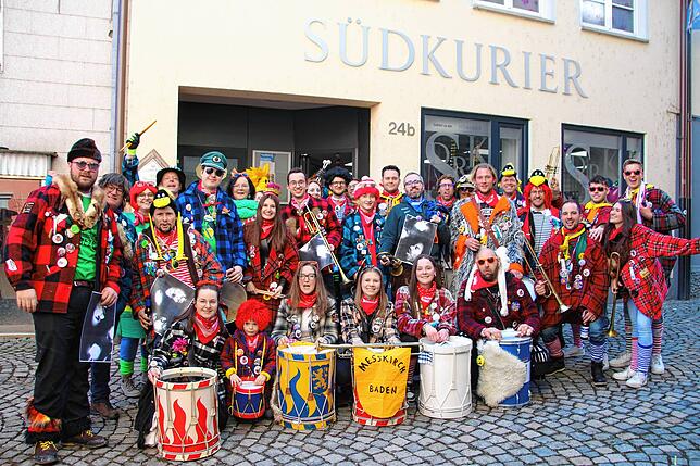 Bild 5: "Komm lass uns fröhlich sein" - Rosenmontag in Meßkirch 2025