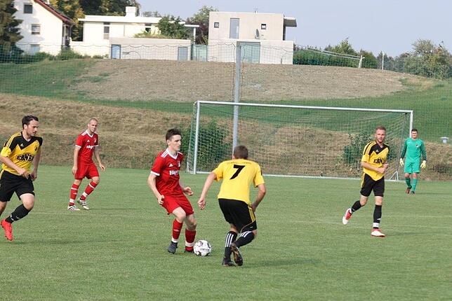 Bild 18: Bilder: SV Nöggenschwiel gewinnt Waldhaus-Cup