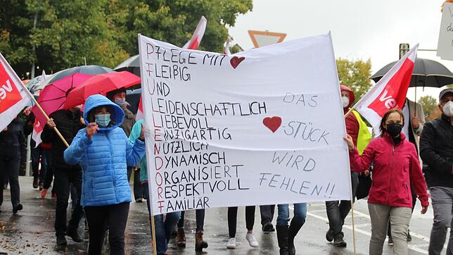 Protest in Pfullendorf gegen die geplante Schließung des Krankenhauses.