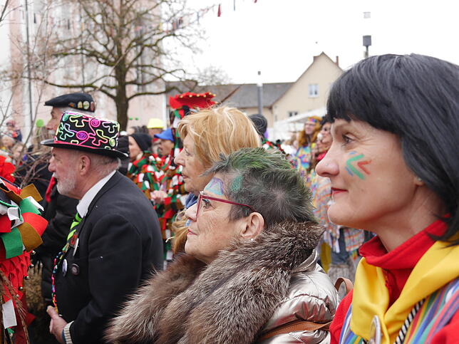 Bild 22: Bilder vom Schmotzigen in Hilzingen: Fasnacht 2025 mit buntem Treiben!