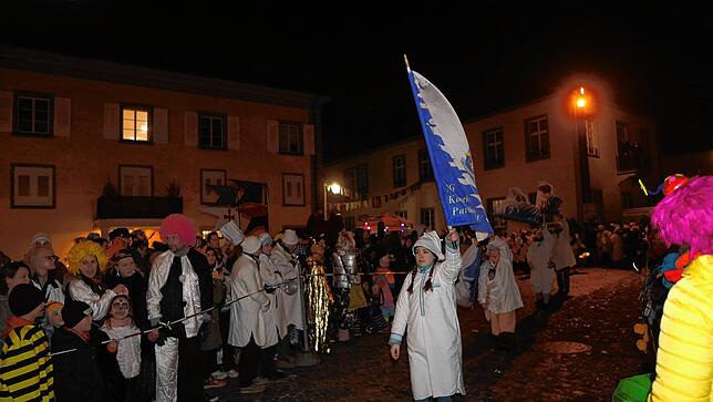 Bild 22: Schmotziger Dunschtig: Ho Narro! Im Schlafgewand geht&lsquo;s durch die Altstadt