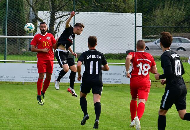 Bild 32: FC Wallbach muss mit einem 1:1 gegen den SV Buch zufrieden sein &ndash; und wir haben Bilder!
