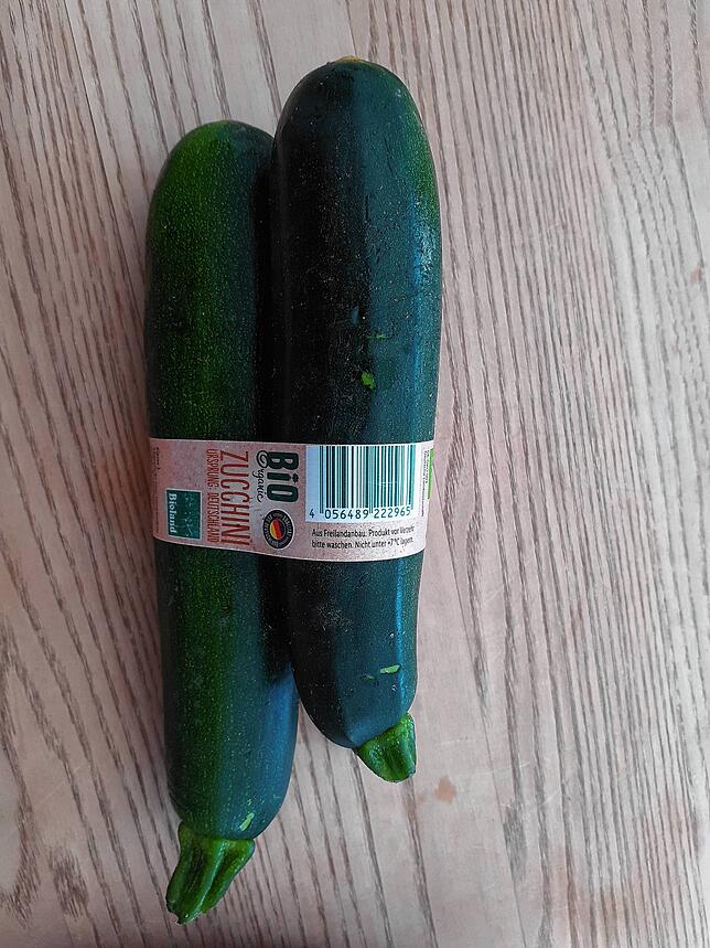 Immer mehr Hersteller versuchen mittlerweile die Verpackung der Lebensmittel auf ein Minimum zu reduzieren.