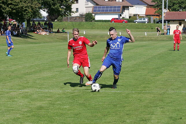 Bild 5: FC Geißlingen siegt im Klettgauderby gegen den FC Grießen mit 6:2 &ndash; wir haben die Bilder!
