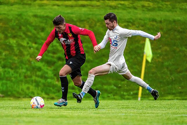 Bild 30: FSV Rheinfelden gewinnt beim FC Erzingen mit 6:1 &ndash; und wir haben Bilder!