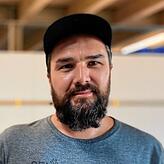 Ümit Dagdelen sagt: „Sie haben unserer Branche über mehrere Monate quasi Berufsverbot gegeben.“