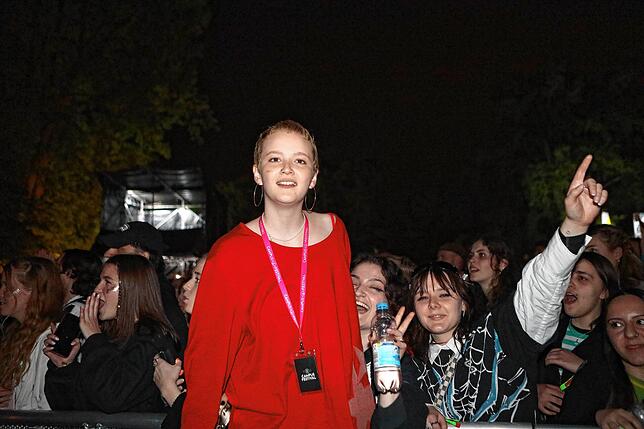 Bild 35: Im Stadion wird am zweiten Tag des Campus-Festivals nochmals aufgedreht