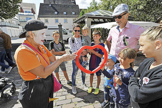 Bild 31: Wenn Gaukler und Musiker in der Zähringerstadt regieren: Impressionen vom Straßenmusiksonntag in Bräunlingen