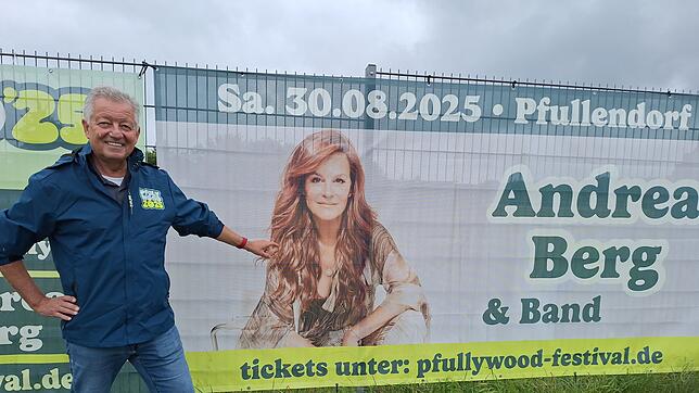 Veranstalter Ewald Restle freut sich auf das Pfullywood-Festival und vor allem auf die Schlagersängerin Andrea Berg.
