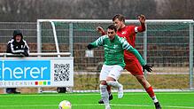 Fabian Bodenseh (vorne) beim Rückrundenauftakt gegen die SG St. Märgen/St. Peter. Am Sonntag, 30. März, steht das Derby gegen seinen ...