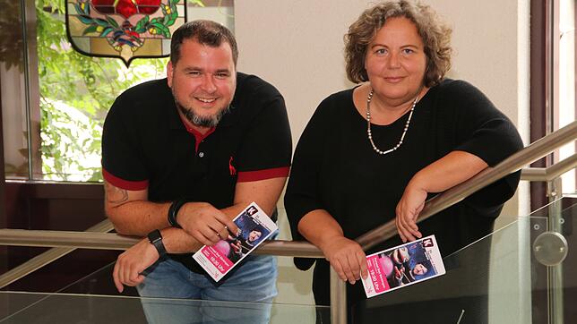 Kulturamtsleiter Thomas Ays und die Kulturreferentin Christine Stanzel haben eine spannendes Programm für die Reihe &bdquo;Kultur im ...