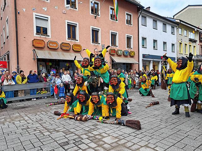 Bild 16: Großer Umzug am Fasnachtsmändig - Bilder