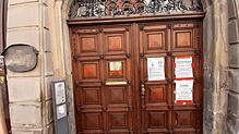 Das Konstanzer Rathaus bleibt bis auf Weiteres für die Öffentlichkeit geschlossen &ndash; und auch die Stadträte wechseln für ihre erste ...