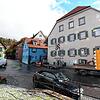 Der Rathausplatz soll inklusive der Rathausstraße saniert werden. Mit der Fertigstellung wird zu Fronleichnam kommenden Jahres gerechnet.