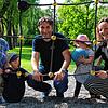 Nina Breimaier (von links) mit ihrem Sohn Toni, David Kilgus vom TV Radolfzell und Simone Köfer mit Tochter Frieda treffen sich auf dem ...