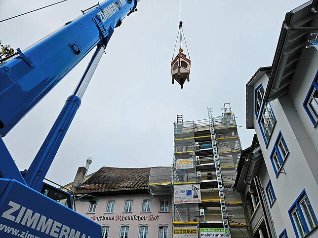 Bild 16: Das untere Tor hat einen neuen Glockenturm! Das sind die spektakulärsten Bilder der Montage