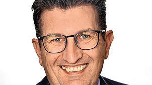 Pfullendorfs Bürgermeister Ralph Gerster will am Samstag, 17. Mai, die Wette gegen den SÜDKURIER gewinnen.