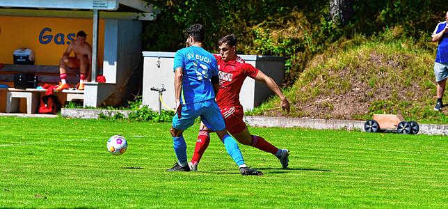 Bild 7: VfR Bad Bellingen müht sich zu einem 3:1 beim SV Buch &ndash; und wir haben Bilder!