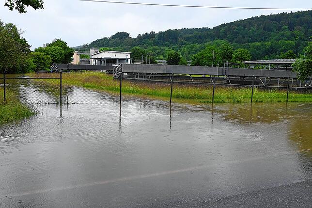 Bild 2: Bilder: Hochwasser-Großeinsatz Kläranlage Stockacher Aach