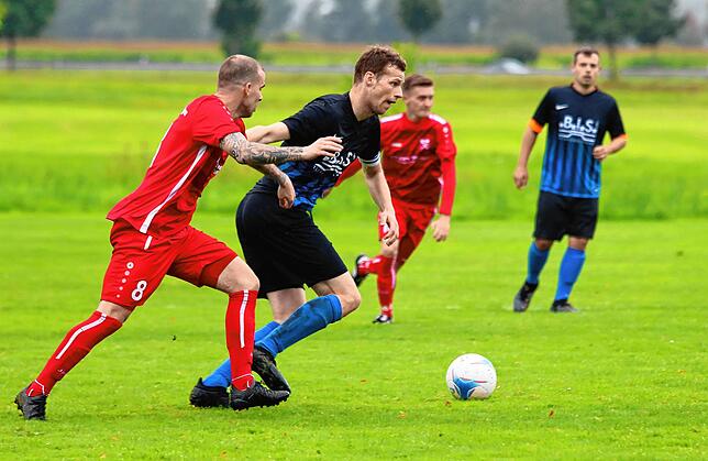 Bild 18: Die besten Bilder der Kreisliga-A-Partie zwischen der SG Stahringen/Espasingen und der SV Emmingen-Liptingen