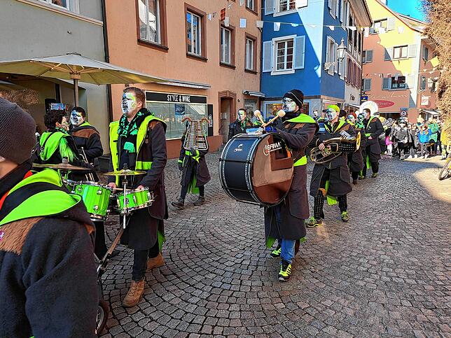 Gasseschlurbär in der Innenstadt.