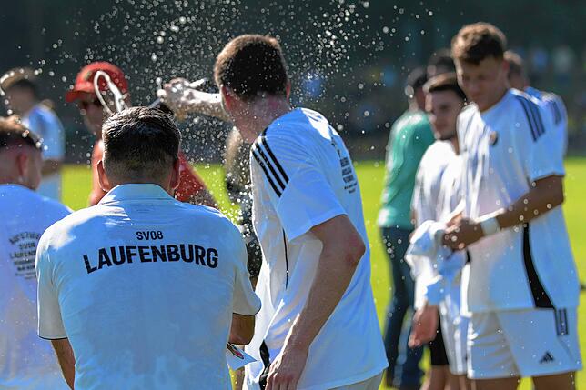 Bild 10: SV 08 Laufenburg steigt nach 2:1 gegen 1. SV Mörsch in die Verbandsliga auf – wir haben Fotos! (II)