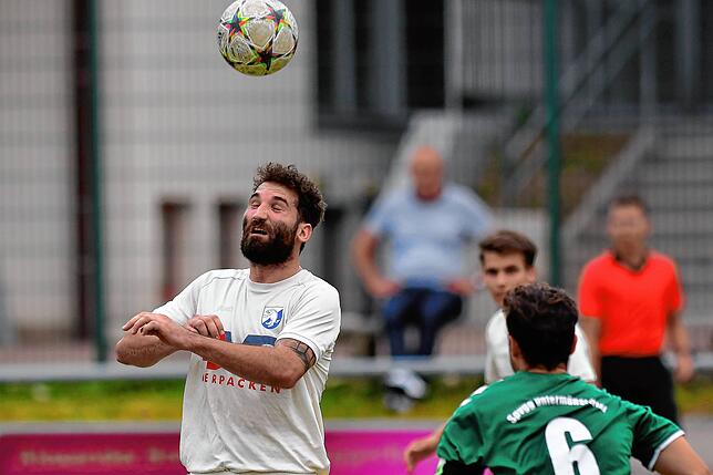 Bild 9: Spvgg. Untermünstertal siegt gegen FC Erzingen mit 2:1 &ndash; und wir haben Bilder!