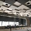 Zielgerade: Im großen Saal der Waldshuter Stadthalle wird noch fleißig gearbeitet. Mitte des Jahres sollen Halle, Schwimmbad und Sauna ...
