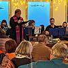 Im Rielasinger Restaurant Le Ricard zelebriert Pfarrer Albert Striet den ersten Kneipengottesdienst im Hegau.