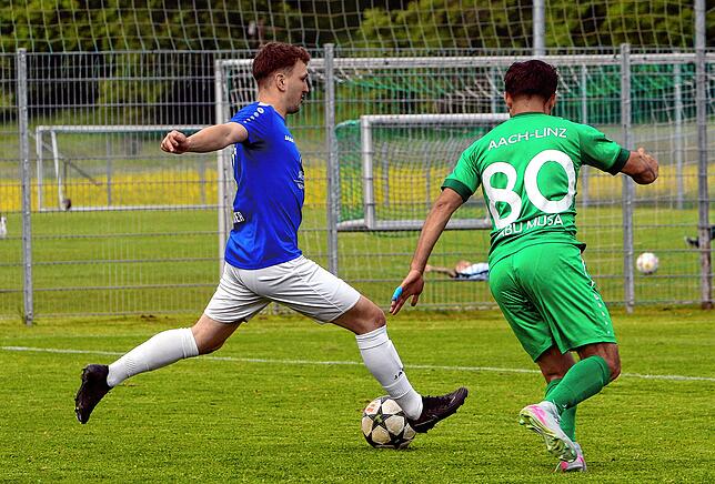Bild 29: Der TSV Aach-Linz kantert Spfr Owingen-Billafingen 7:0 nieder. Wir waren mit der Kamera dabei.