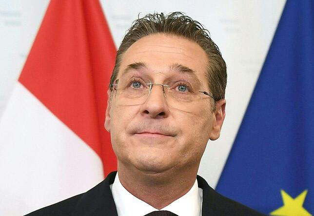 Heinz-Christian Strache (FPÖ) während einer Pressekonferenz.