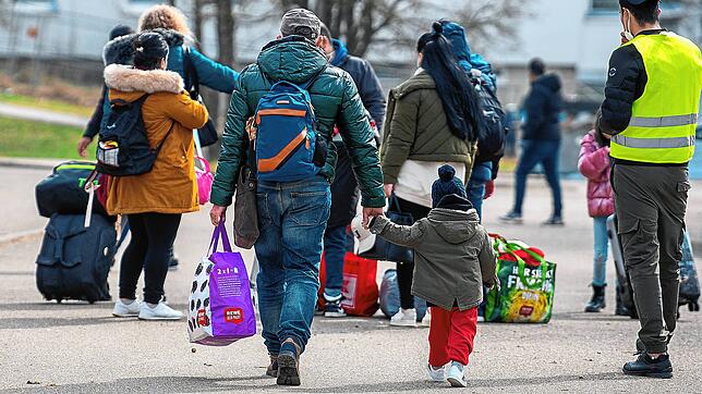 Ukrainische Menschen flüchteten nach dem russischen Angriff in Nachbarländer. Auch in Bad Säckingen sind derzeit um die 130 Personen aus ...