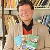 Edwin Ernst Weber, Stabsbereichsleiter der Abteilung Kultur und Archiv des Landkreises Sigmaringen, begrüßt die Idee, ...