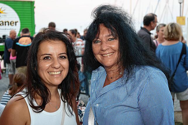 Bild 18: Party direkt am Bodensee: Beim Staader Hafenfest 2025 treffen sich die Konstanzer