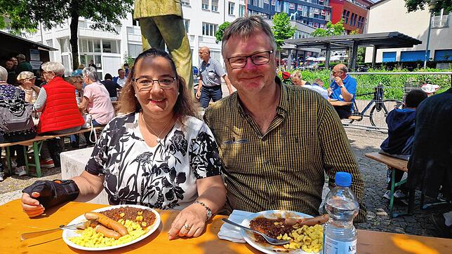 Elsa Cortijo Orbegoso de Waibel und ihr Mann Robert arbeiten bei der Stadt Friedrichshafen.