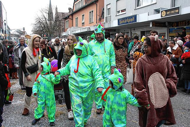 Bild 18: Fasnets-Umzug der Poppelezunft in Singen &ndash; Teil 1