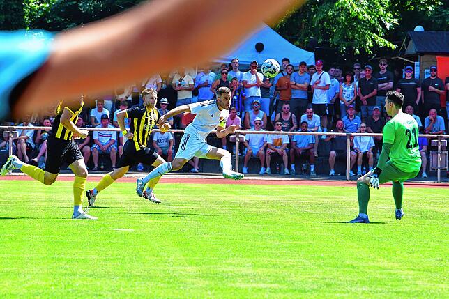 Bild 38: SV 08 Laufenburg steigt nach 2:1 gegen 1. SV Mörsch in die Verbandsliga auf – wir haben Fotos! (I)