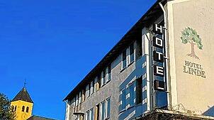 Das ehemalige Kino samt Hotel neben der Linde in Gottmadingen kommt unter den Hammer. Es soll am Freitag am Singener Amtsgericht ...