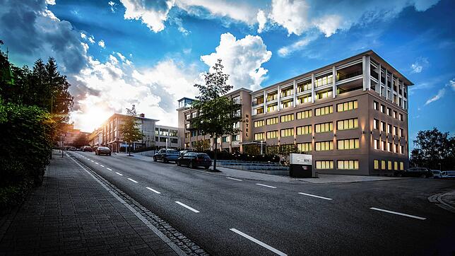 Die Firma Black Forest Hospitality übernimmt das Hotel Federwerk in St. Georgen Dies teilt das Freiburger Unternehmen in einer ...
