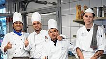 In der Waldhaus-Gastronomie fanden jüngst Prüfungen für Köche statt, Barnes Dandi Malan, Alae Lakhal, Hiep le Van und Finn Althoff (von ...