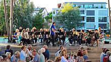 Bei angenehmem Sommerwetter sorgte die Spielgemeinschaft der Harmonika-Orchester Murg und Laufenburg für einen stimmungsvollen Abend. ...