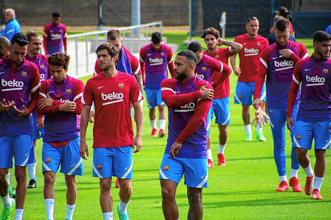 Bild 11: Wie der FC Barcelona in Aasen trainiert? Wir zeigen es Ihnen mit diesen Bildern!