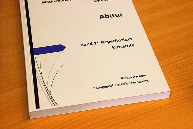 Ein Lernbuch für das Abitur &ndash; verfasst von Schulleiter Karam Hachem.