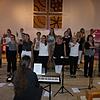 Der Frauenchor Zoffvoices aus Konstanz begeistert auch bei seinem zweiten Auftritt in der vollbesetzten Komminger Johanneskirche. Bild: ...