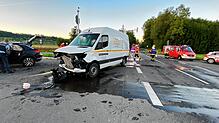 Mit einem schwarzen Audi kollidierte ein Transporter am Mittwochmorgen an der Kreuzung der Landesstraße L189 mit der Beurener ...