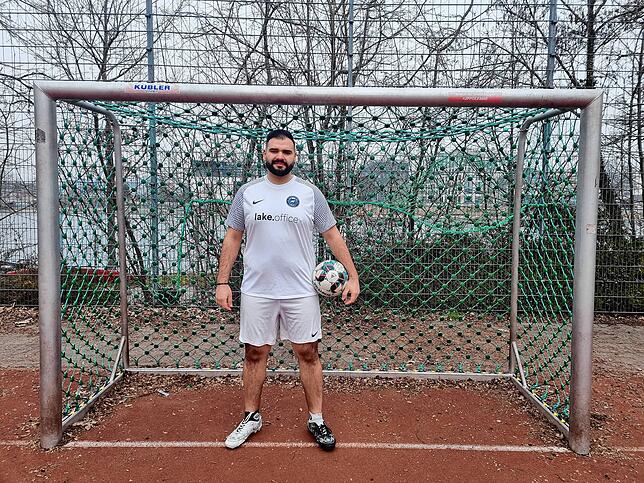 Abidin Demir im Trikot des neu gegründeten SV Konstanz.