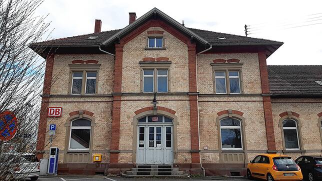Was soll aus dem Bahnhof werden? Im Frühjahr soll im Gemeinderat ein Nutzungskonzept erstellt werden.