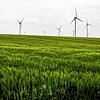 (Symbolbild) Diese Windkraftanlagen stehen zwar im nordrhein-westfälischen Oermten, jedoch plant auch die Schweiz mehrere größere ...